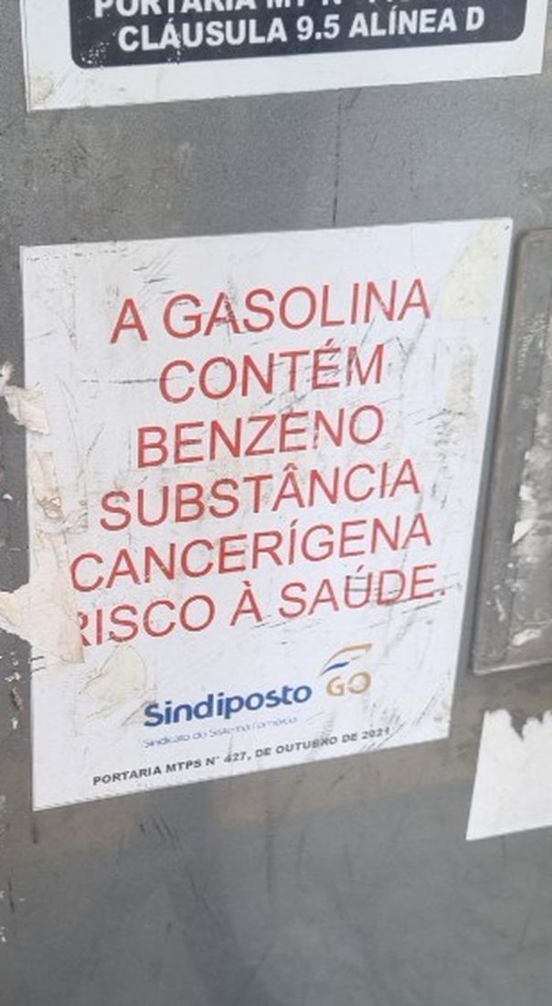 Sinaliza&ccedil;&atilde;o obrigat&oacute;ria de benzeno em bomba de combust&iacute;vel. O Anexo 13-A da NR-15 &eacute; qualitativo: a discuss&atilde;o migra da medi&ccedil;&atilde;o para a caracteriza&ccedil;&atilde;o da atividade e a habitualidade da exposi&ccedil;&atilde;o.